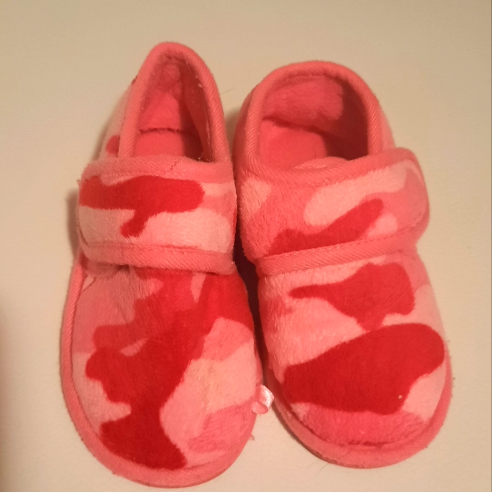 Girls Camo House Slippers